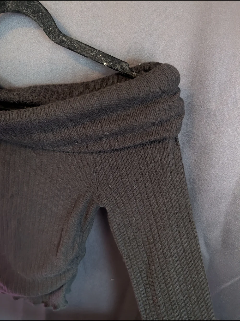 Ardene Black Off-the-Shoulder Ribbed Sweater Flared Scallop Sleeves - Picture 6 of 10
